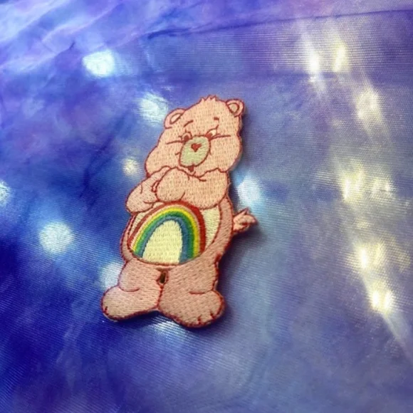 Vintage Care Bear y2k Embroidered Iron on Transfer/Patch Classic Pink Cheer Bear - Picture 3 of 3
